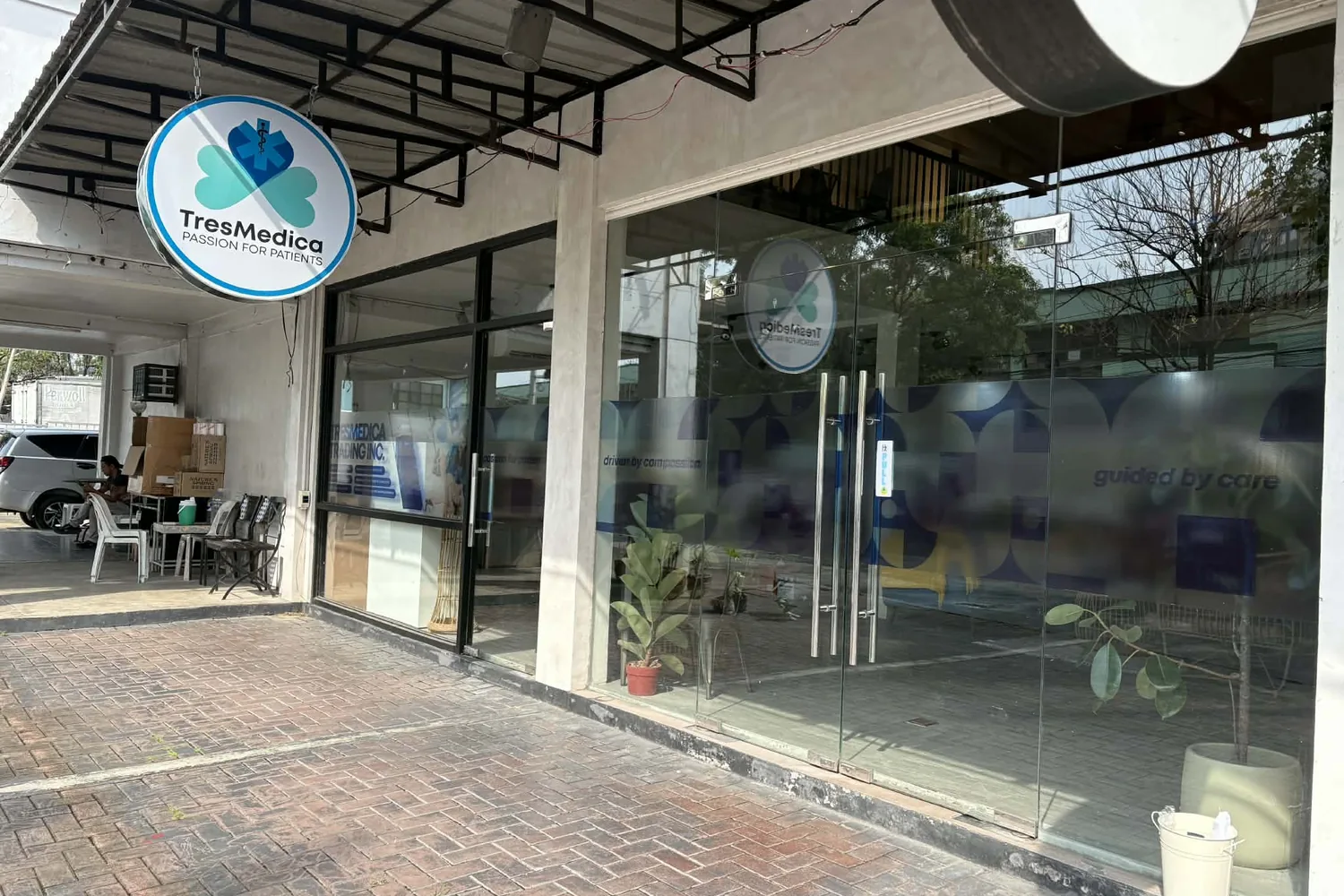 The TresMedica head office storefront and signage in Taytay, Rizal
